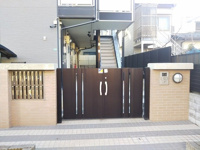 オートロックゲート付き。