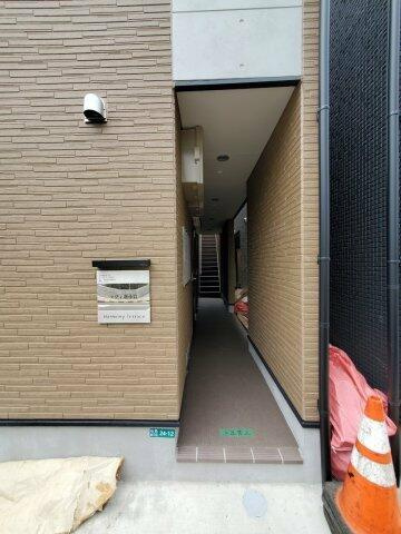 ラヴィ新小岩のエントランス
