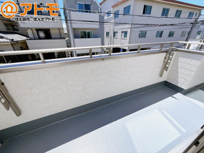 【バルコニー】 | 葵区田町7期　新築戸建　E号棟 | 陽当りの良いバルコニーはお洗濯物はもちろんお布団もふかふかになります♪