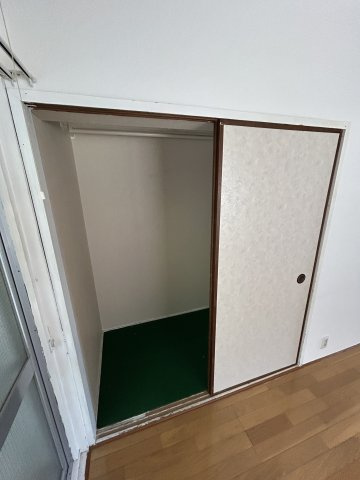 グリーンハイツ昆陽の収納