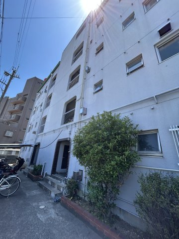 グリーンハイツ昆陽の外観|落ち着いた雰囲気の外観です