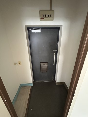 グリーンハイツ昆陽の玄関