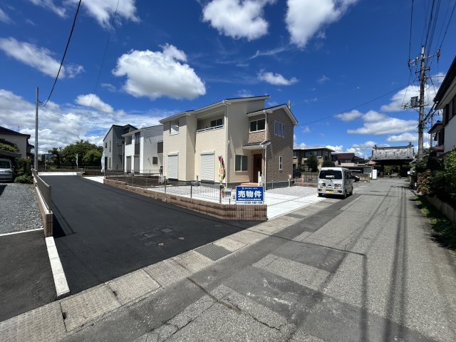 新築　前橋市総社町植野第2　Livele Garden.S　3号棟の前面道路含む現地写真|現地写真　東側接道幅員約4ｍ