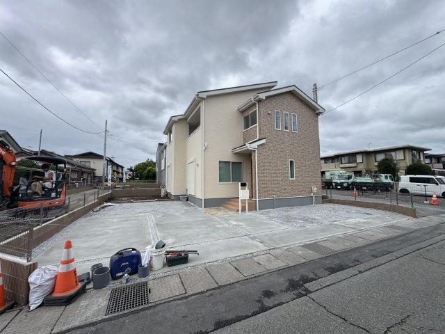 新築　前橋市総社町植野第2　Livele Garden.S　3号棟の駐車場|現地写真　駐車スペースは並列2台分可能です！
