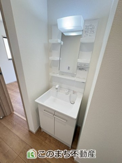 【独立洗面台】 | いろどりアイタウン古河市諸川23-P1　 | 2階ホールにも2台目の洗面台装備♪忙しい朝に重宝します♪