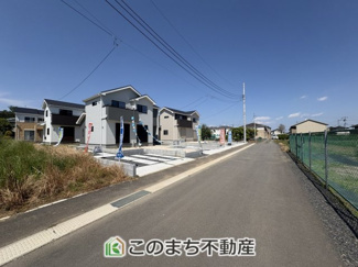 【前面道路含む現地写真】 | いろどりアイタウン古河市諸川23-P1　