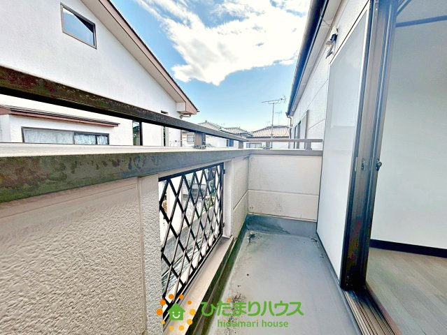 久喜市上川崎１期　中古一戸建てのバルコニー