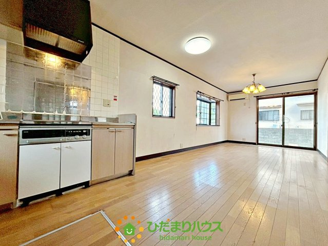 久喜市上川崎１期　中古一戸建ての居間・リビング