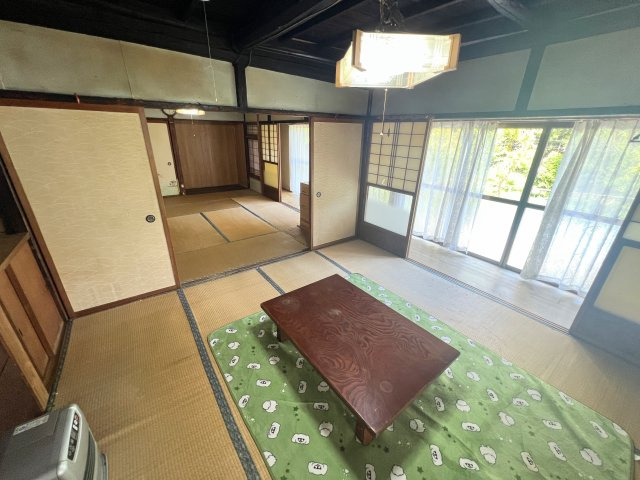 檜原村字神戸　平屋建て中古戸建の和室