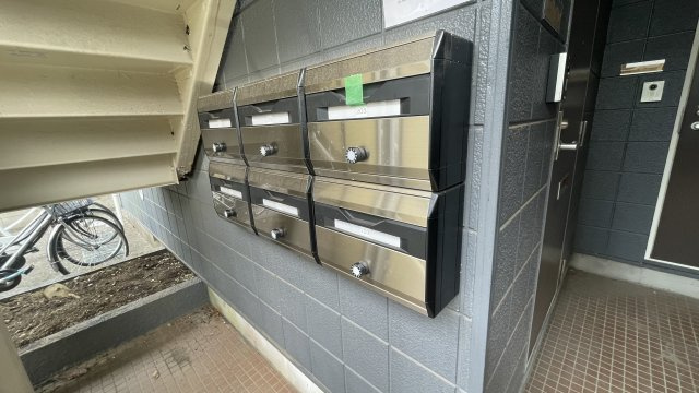 花園パーソナルアパートのその他共用部分|共用ポスト