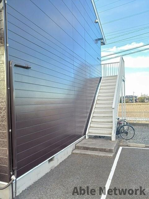 トラッドハイツ柏崎のその他共用部分|外階段