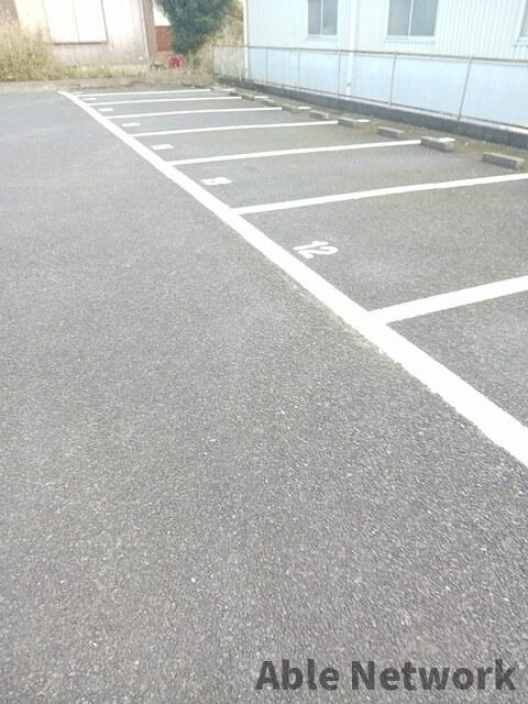トラッドハイツ柏崎の駐車場|駐車場