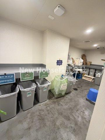 ZOOM池袋Westのその他