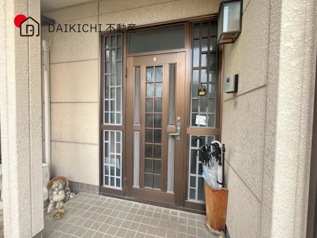 【玄関】 | 鴻巣市鎌塚2丁目　中古戸建