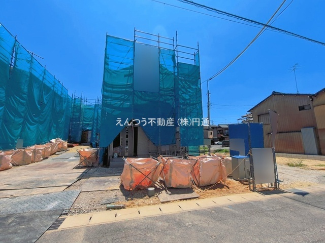 ハートフルタウン東吉田町の前面道路含む現地写真