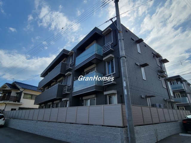 シャルム　ソレイユⅡ番館の外観