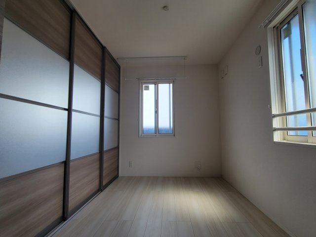 シャルム　ソレイユⅡ番館の寝室