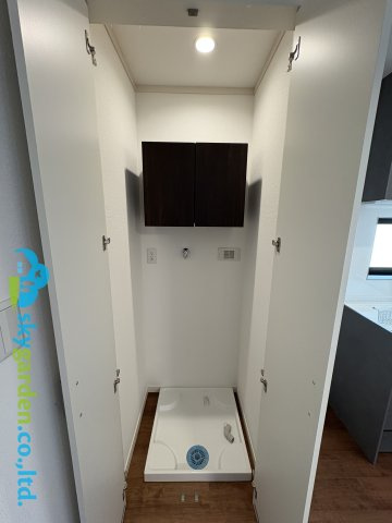 藤沢市片瀬山5丁目　中古戸建の玄関|落ち着いた玄関です