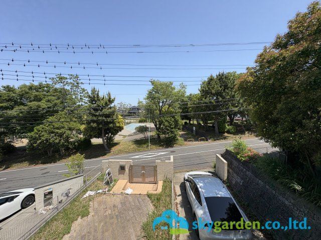 藤沢市片瀬山5丁目　中古戸建の展望|東側には公園があります