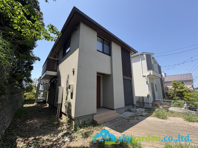 藤沢市片瀬山5丁目　中古戸建の外観|落ち着いた雰囲気の外観です
