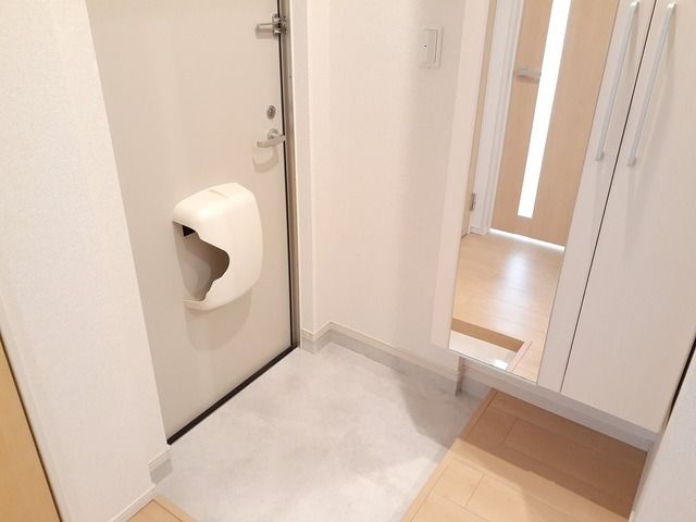 ブロスタ真砂の玄関