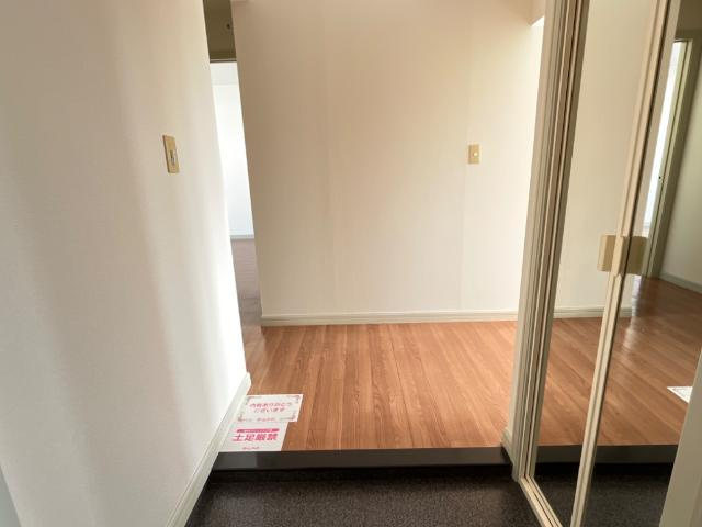 ヴィラ　ルミナスＢの玄関|玄関