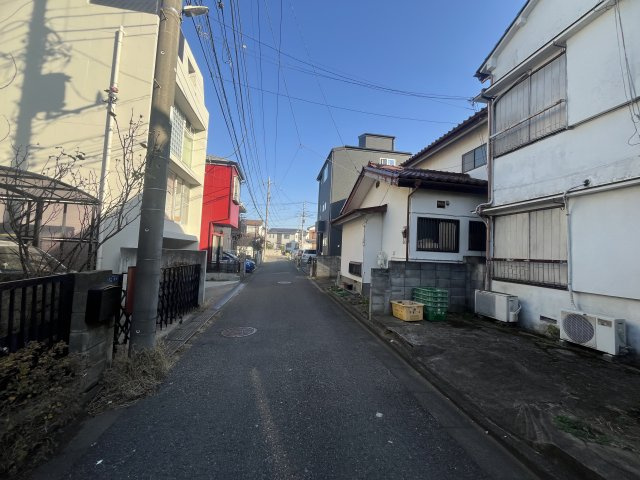 【前面道路含む現地写真】の画像