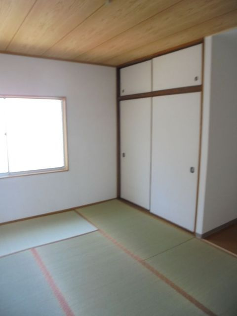 ウィステリア野中の和室