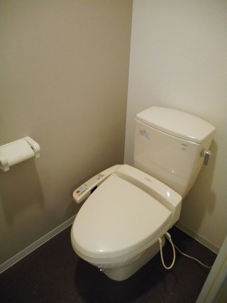 S-FORT神宮南のトイレ|落ち着いたトイレです