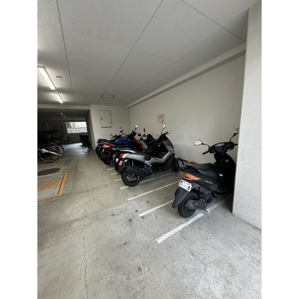 ラシーヌ宿院のその他共用部分|ラシーヌ宿院　駐輪場・バイク置き場