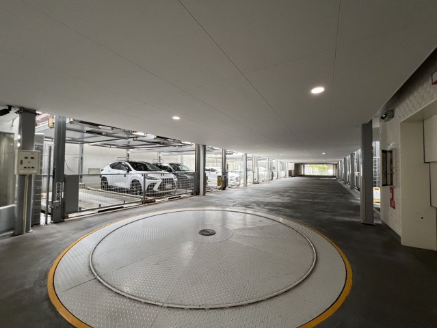 【ロビー】