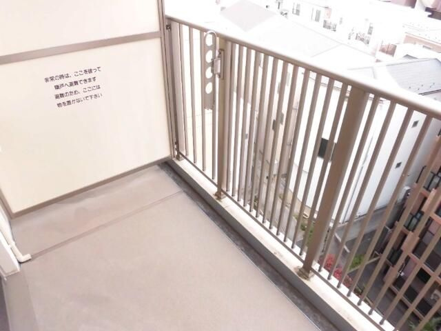 カーサラスク目白台のバルコニー