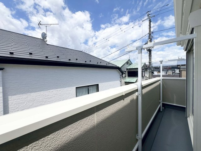 【バルコニー】 | 小田原市蓮正寺　新築戸建て　全2棟　小田急線「蛍田駅」徒歩7分
