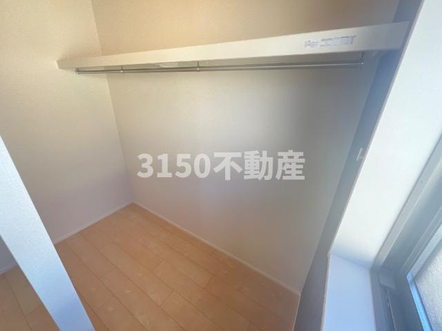 sharmantの収納|北洋室ウォークインクローゼット（イメージ）