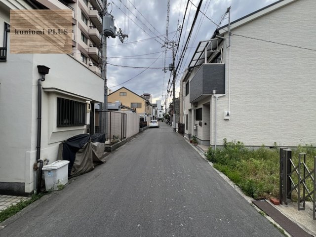 大阪市旭区大宮1丁目の前面道路含む現地写真