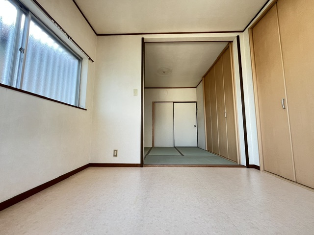 堺市東区北野田貸家の洋室