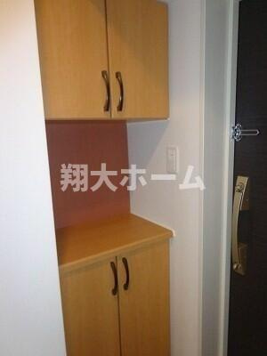 カーサラスク目白台の玄関