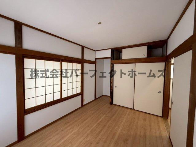 招提中町1丁目戸建　賃貸の洋室|落ち着いた色調の洋室です