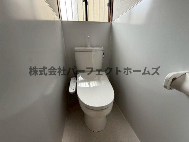 招提中町1丁目戸建　賃貸のトイレ|清潔感のあるトイレです