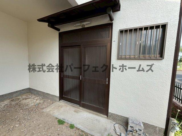 招提中町1丁目戸建　賃貸のエントランス|エントランスです