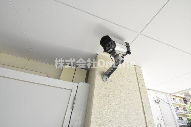 東大阪市御厨南２丁目の賃貸マンションのセキュリティ