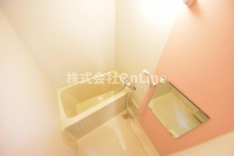 東大阪市御厨南２丁目の賃貸マンションの浴室