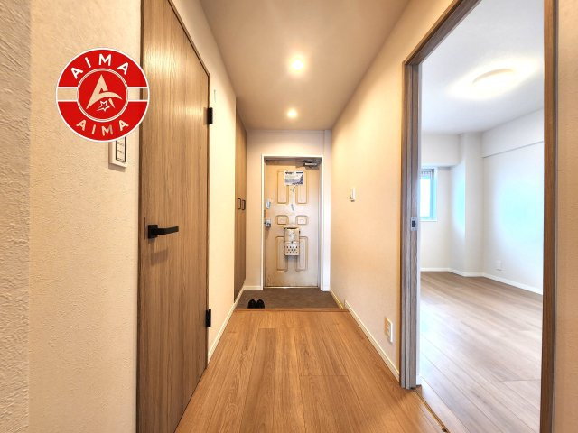 ふよう港ハイツの内装|リビングの賑やかさと寝室の静けさを心地よく分ける、機能的な動線レイアウト。