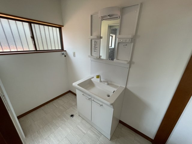 茂原市東郷S邸戸建の独立洗面台