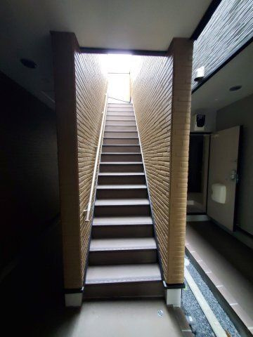ラヴィ新小岩のエントランス