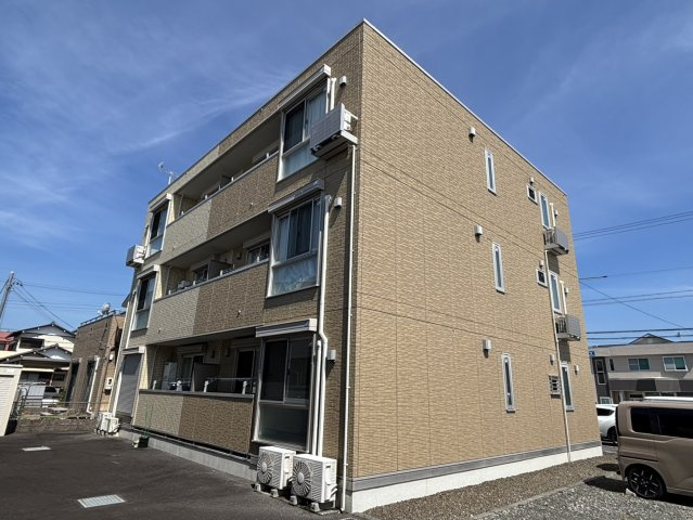 ルミエール西焼津の外観
