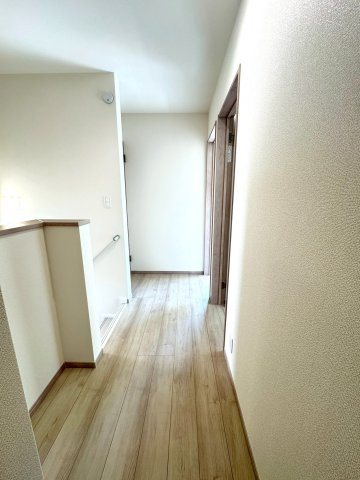 新築戸建　三島市徳倉４丁目698番　全１棟　A号棟のその他|清潔感のあるすっきりとした内装。