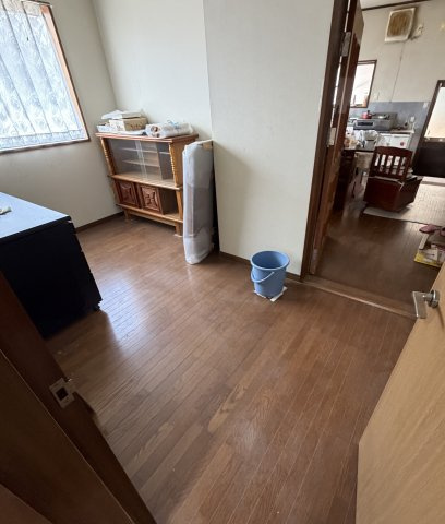 東伯郡琴浦町下伊勢中古戸建の洋室