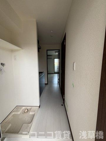 ラ・ルーチェ新小岩の玄関
