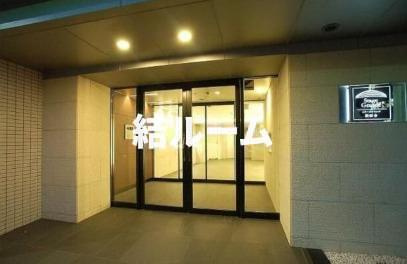 練馬区羽沢２丁目の賃貸マンションのエントランス